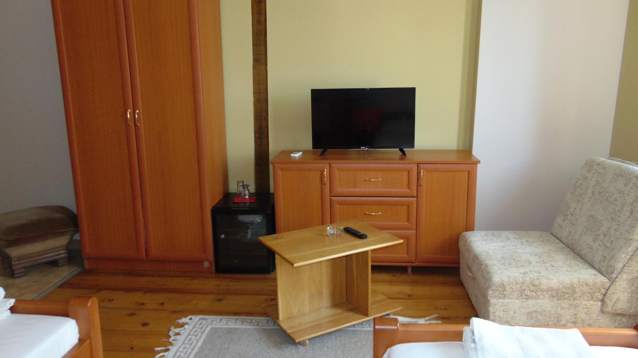 Rooms Milin Lagum Irig Exteriör bild